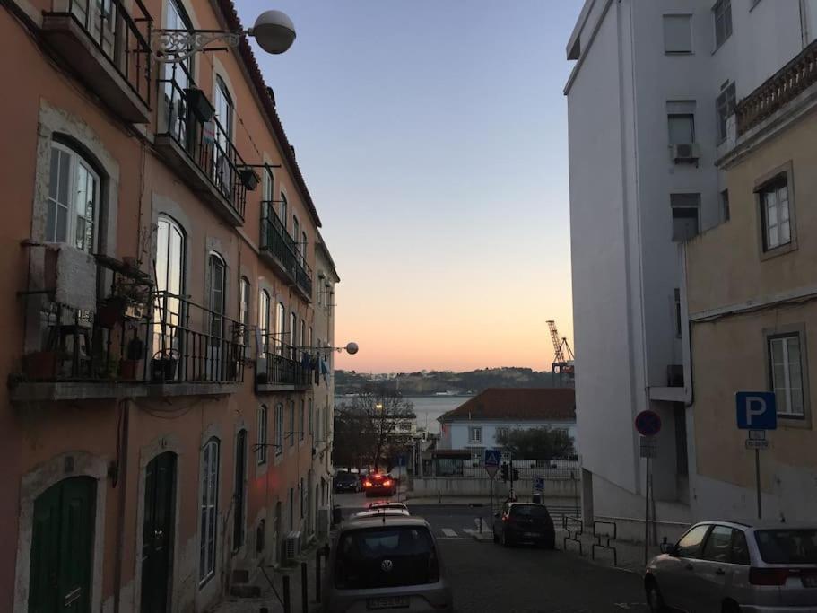 Cozy Estrela Apartment リスボン エクステリア 写真
