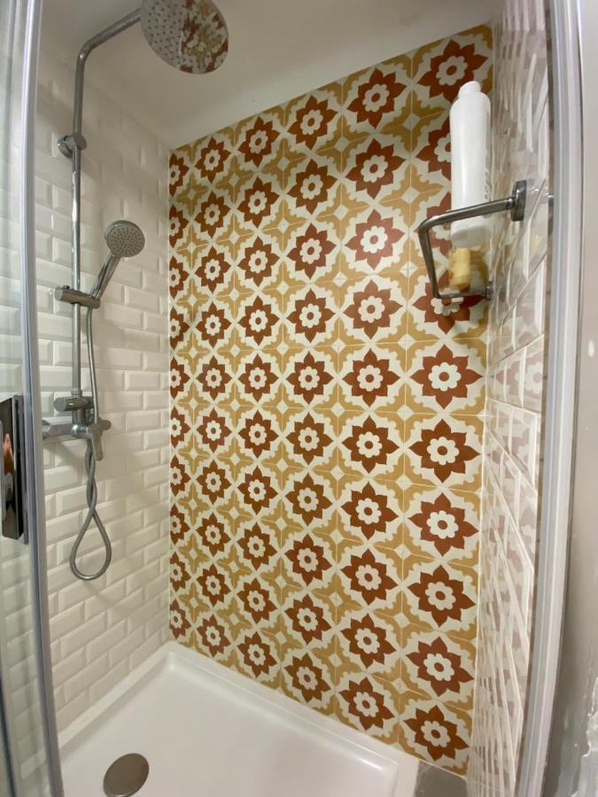 Cozy Estrela Apartment リスボン エクステリア 写真