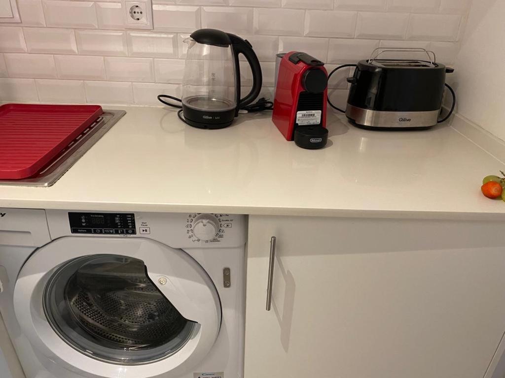 Cozy Estrela Apartment リスボン エクステリア 写真